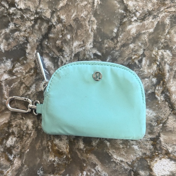 lululemon athletica Accessories - Lululemon Athletica Mint Key & Card Holder / E67